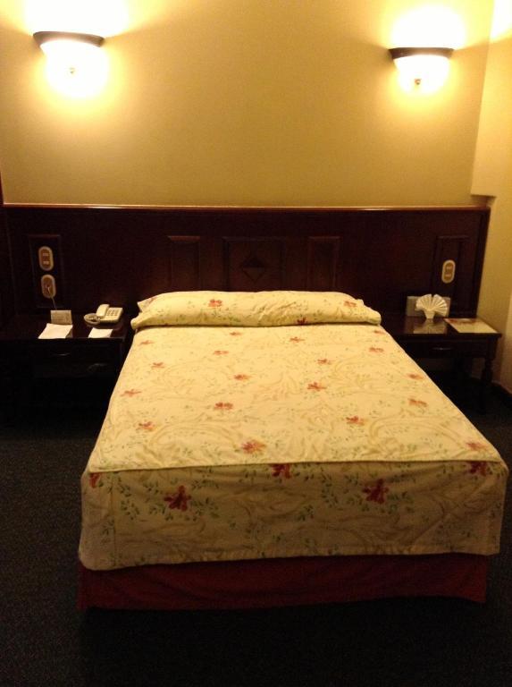 Hotel Real De Uruapan Uruapan  Chambre photo